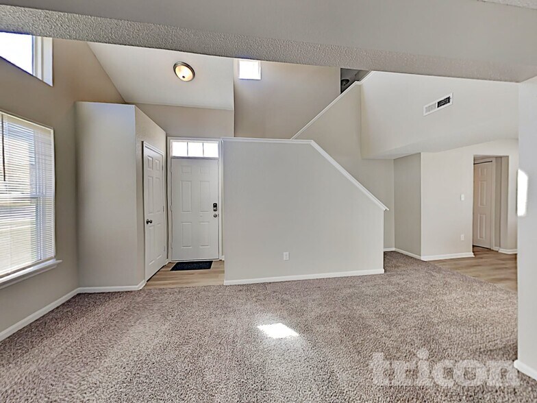 Building Photo - 10818 Sterling Apple Dr