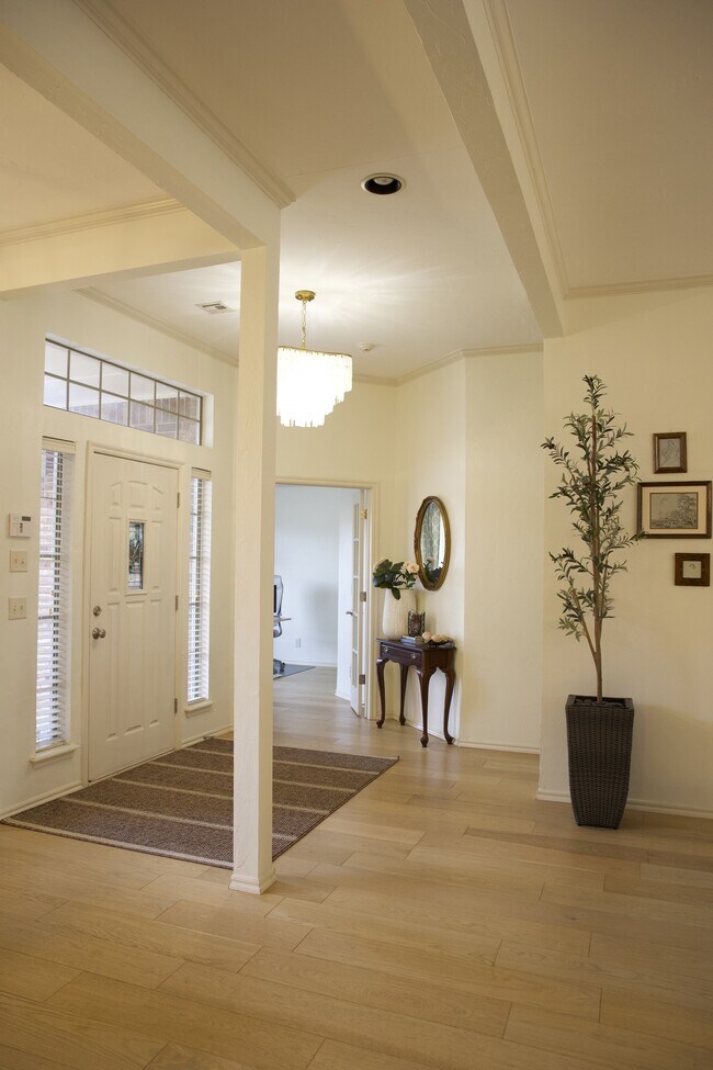 Building Photo - 2708 NW 170th Terrace