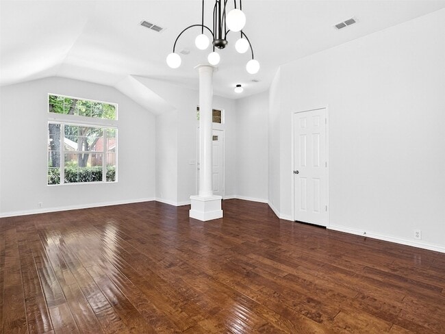 Building Photo - 1817 Newton Dr