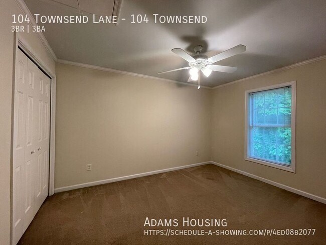 Building Photo - 104 Townsend Ln