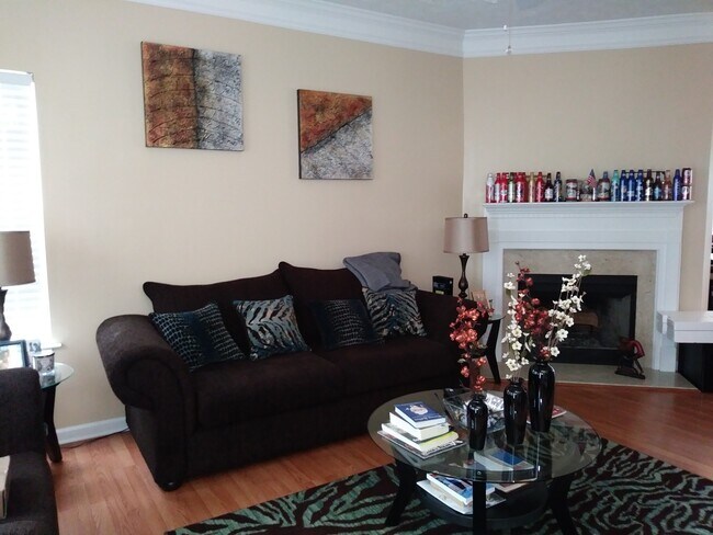 Building Photo - 132 Benfield Cir SE