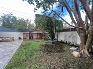 Building Photo - 15155 Sherman Way