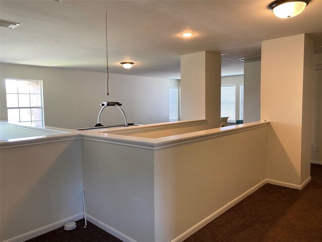 Building Photo - 8138 Wooded Terrace Ln