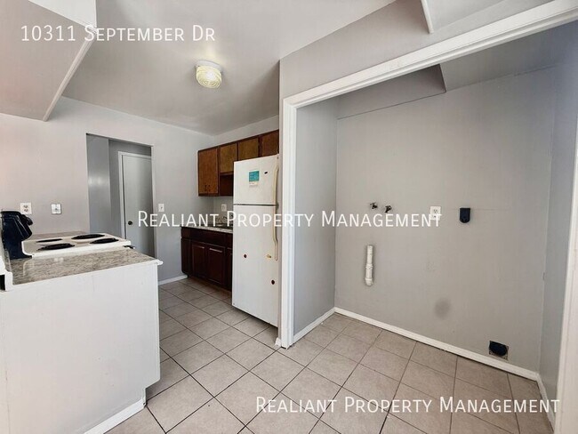 Building Photo - 10311 September Dr