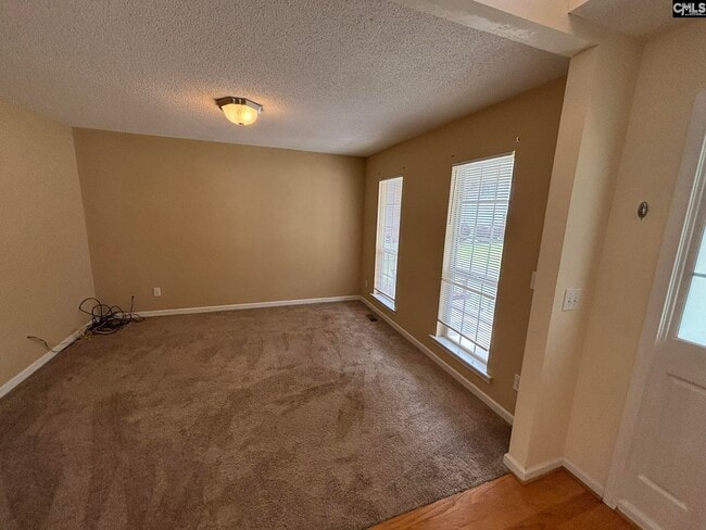 Building Photo - 101 Ivy Hill Ct