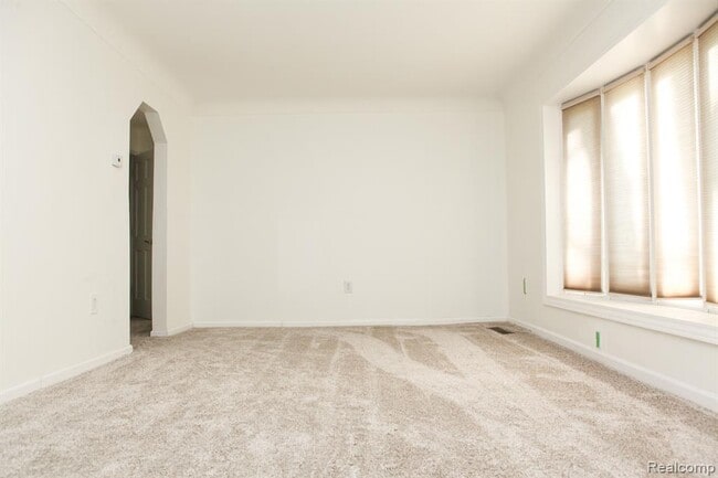 Building Photo - 5900 Wright Dr