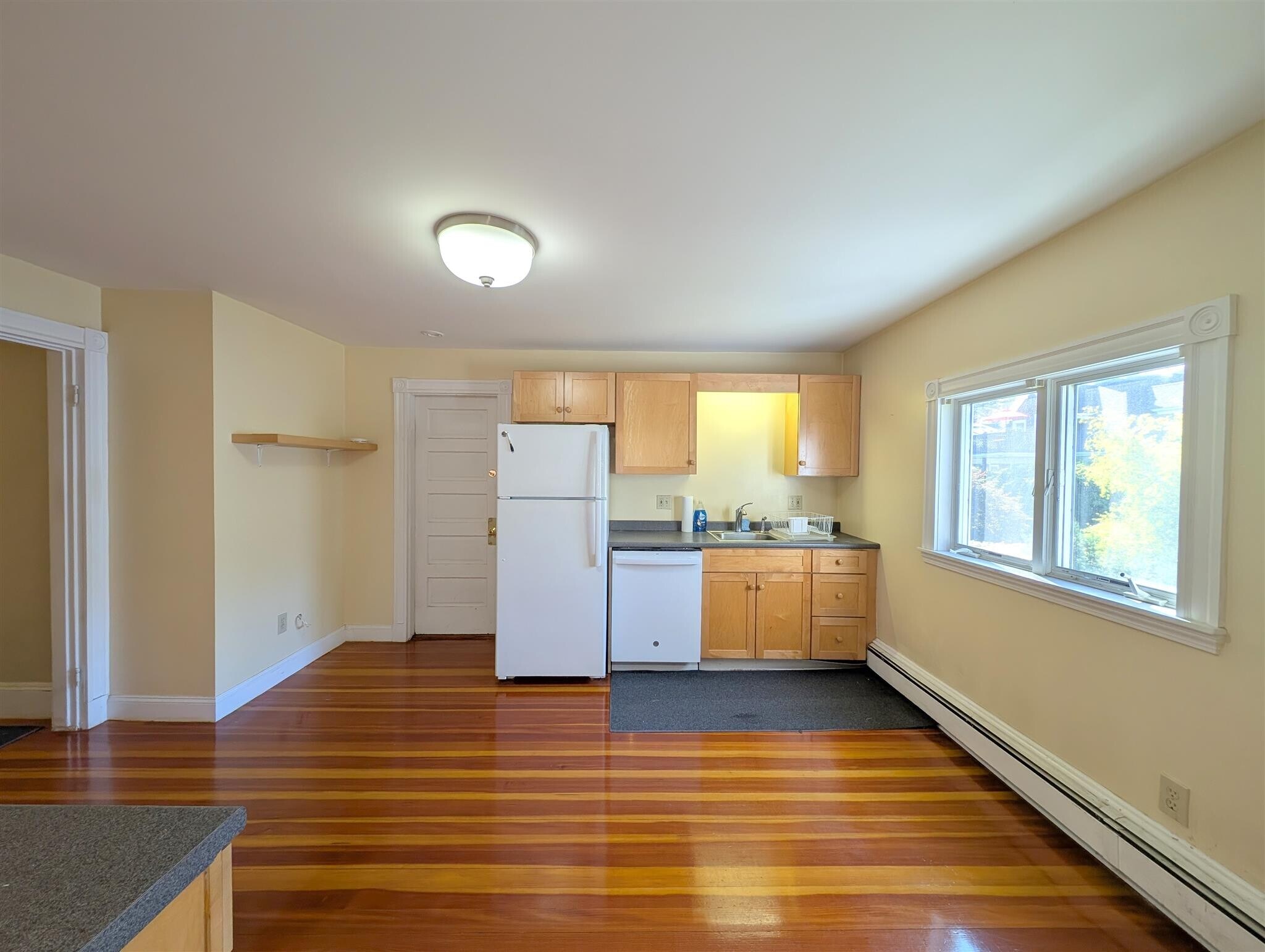 Building Photo - 41 Bay State Ave