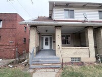 Building Photo - 2233 Brownsville Rd