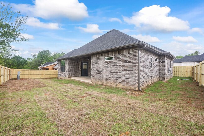 Building Photo - 1509 Padova Ave