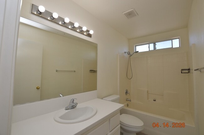 Building Photo - 9330 Cool Creek Ave