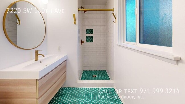 Building Photo - 7220 SW 140th Ave