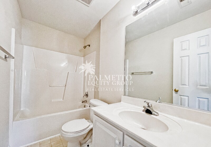 Building Photo - 4445 Baylor St