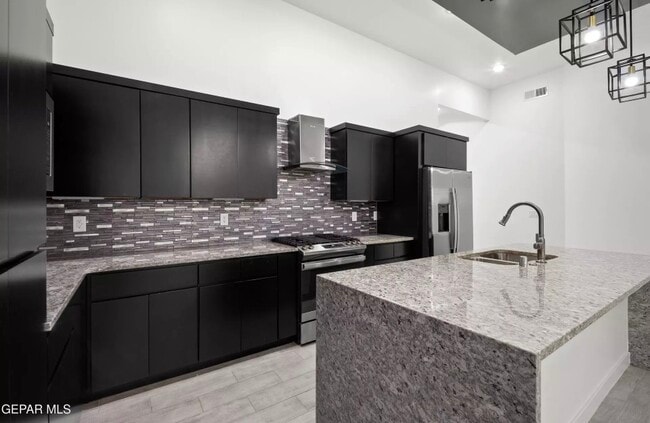 Building Photo - 13832 Paseo de Loma Ct