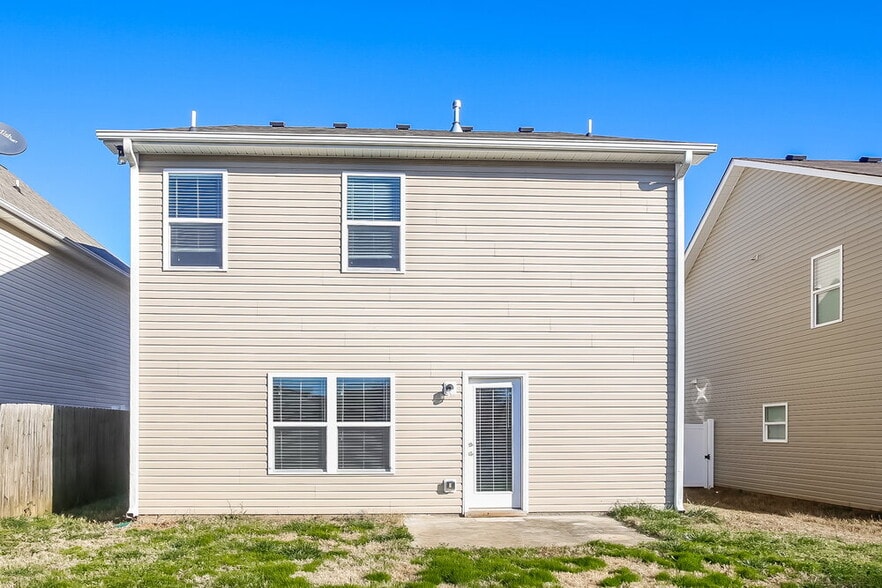 Building Photo - 457 Highland Falls Dr