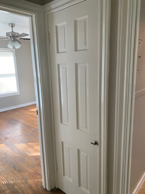 Building Photo - 1814 W Summit Ave.