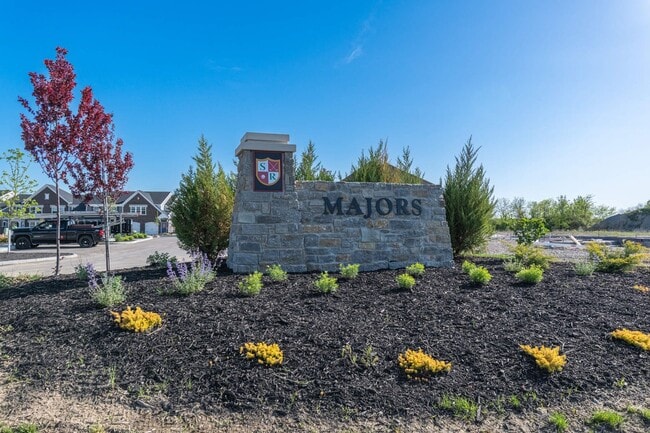 Building Photo - LIKE NeW Fisher Homes Condo Per Rent is $1849.00