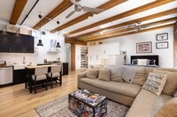 Building Photo - 21 Wormwood St