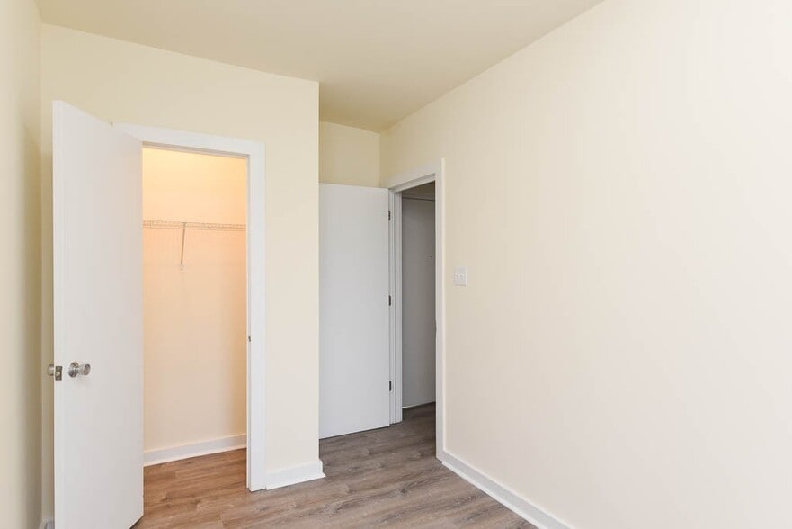 Building Photo - 1850 N Humboldt Blvd