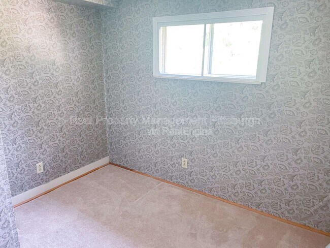 Building Photo - 5738 Melvin St