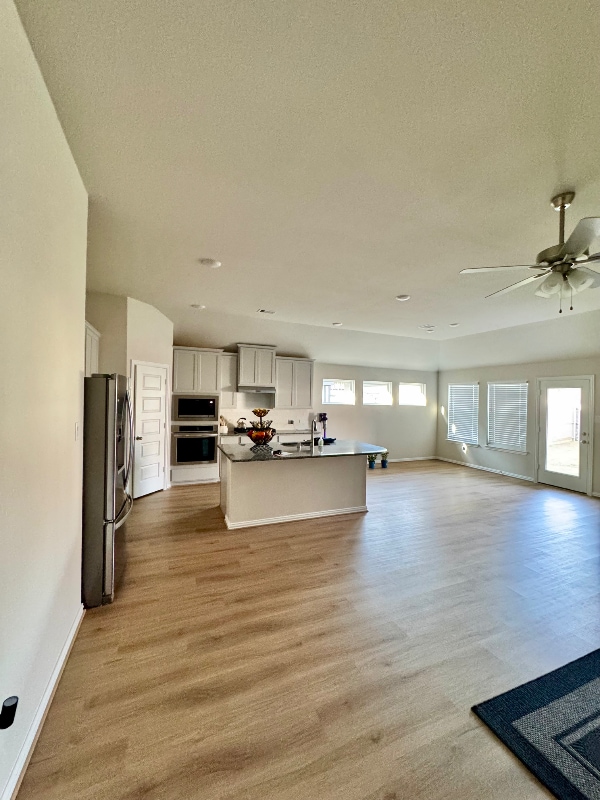 Building Photo - 6325 Fulton Dr