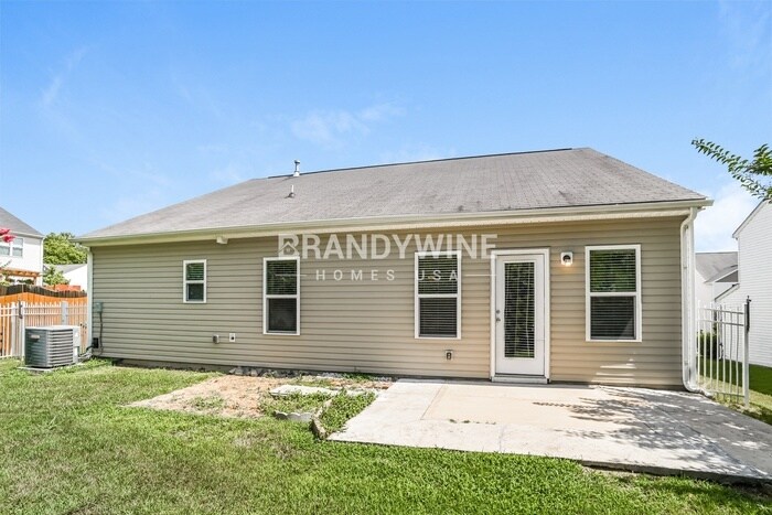 Building Photo - 8928 Avery Meadows Dr
