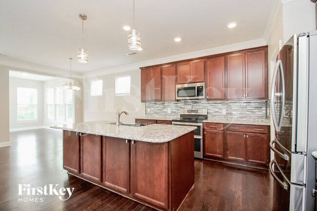 Building Photo - 130 Habersham Ct