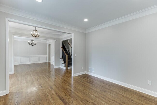 Building Photo - 295 Crown Vetch Ln