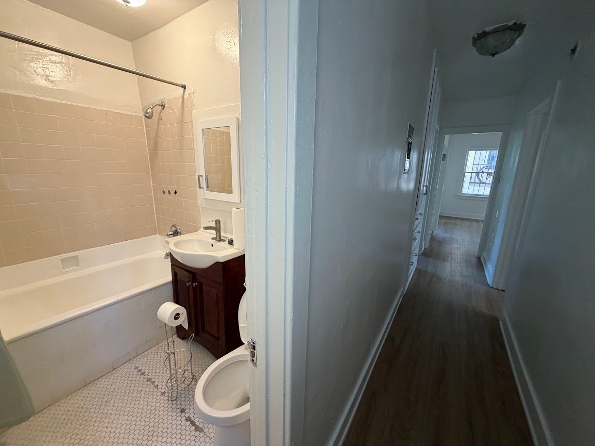 Building Photo - 1939 W Washington Blvd