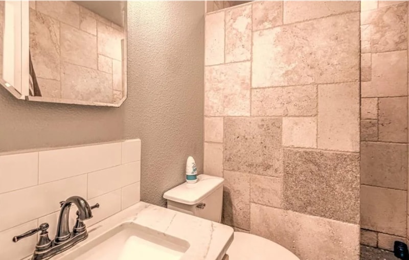 Building Photo - 20 S 28th St