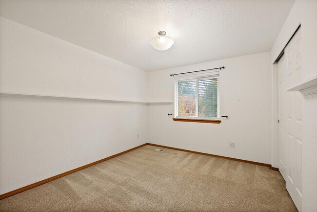 Building Photo - Spacious 4-Bedroom Olympia Home with A/C, Stunning Accents & Walk In Pantry!