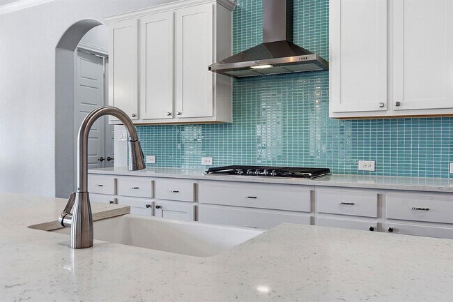 Building Photo - 468 Lloyd Ln