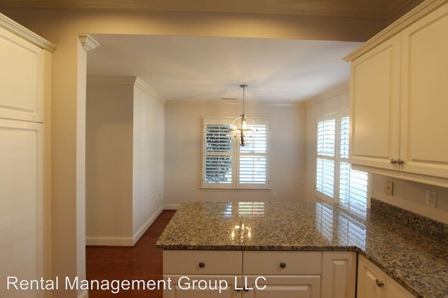 Building Photo - 3 br, 2 bath House - 4337 Vestview Lane