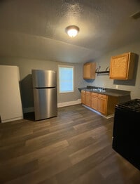 Building Photo - 316 N 22nd St