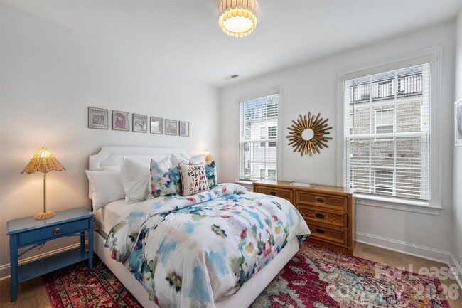 Building Photo - 5038 Harrowsmith Ln