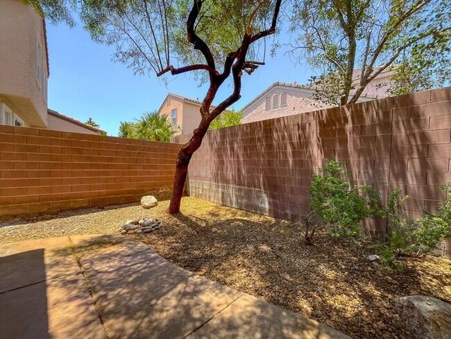 Building Photo - **COMING SOON 07/18/2025**UPDATED 4 Bedroo...