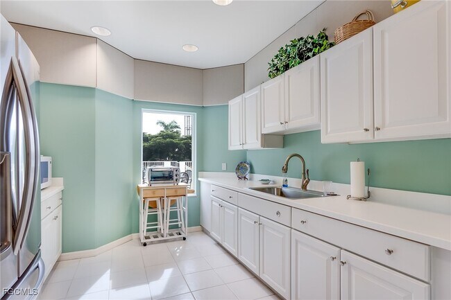 Building Photo - 4183 Bay Beach Ln