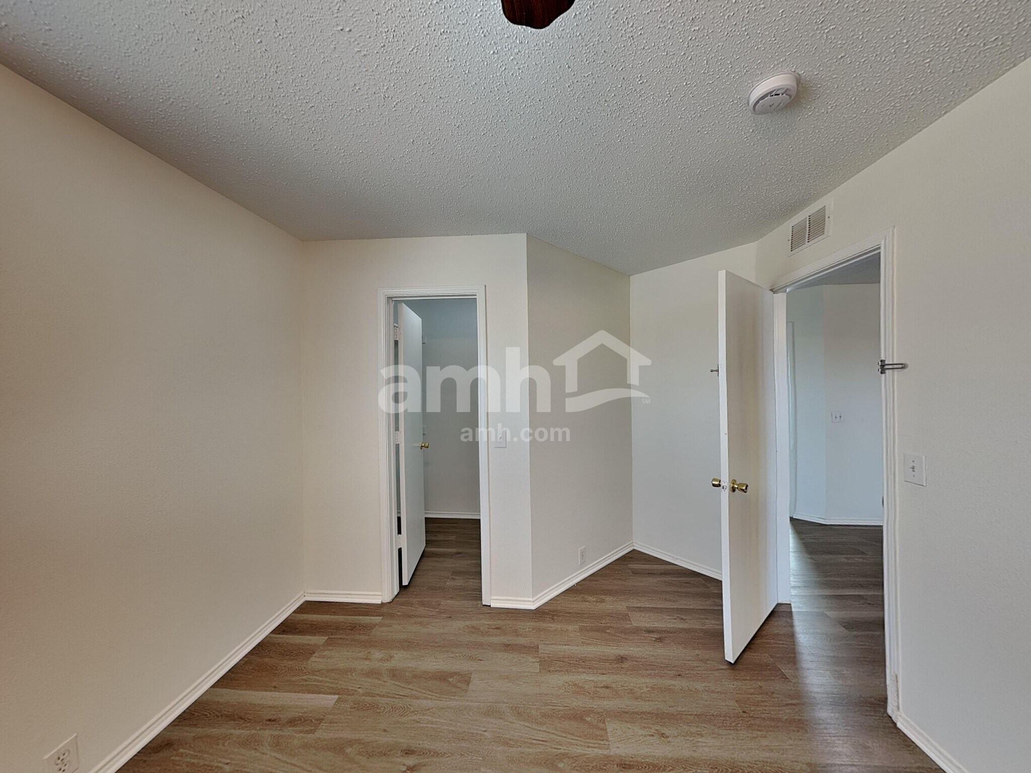 Building Photo - 4508 Merlot Dr