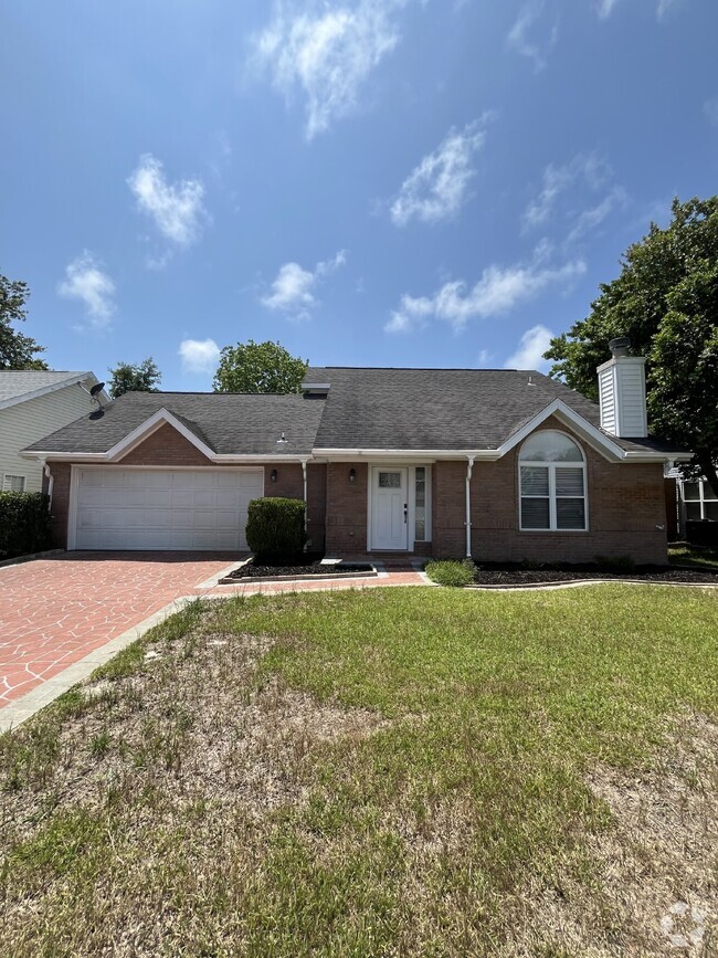 Building Photo - 420 Bristol Cove Rd