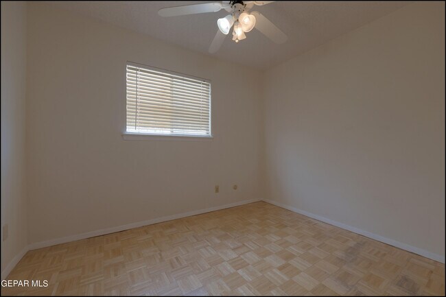 Building Photo - 257 Maricopa Dr