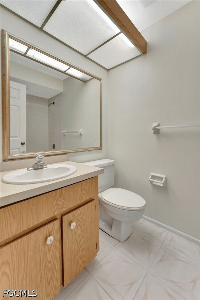 Building Photo - 1516 Sautern Dr SW