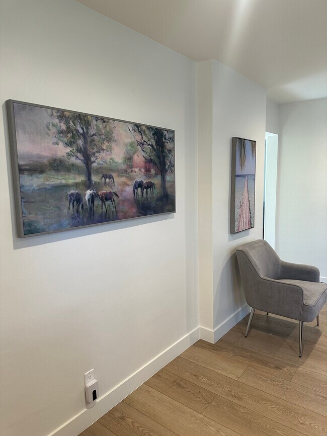 Building Photo - 2303 Amherst Ave