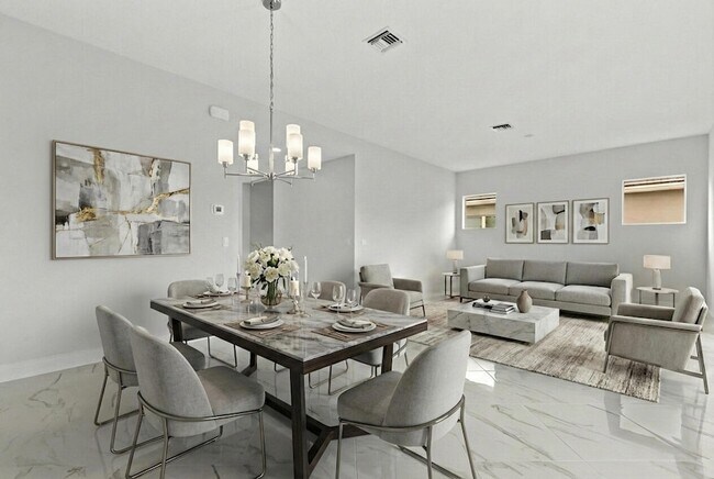 Building Photo - 15054 Wildwood Cir