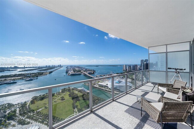 Building Photo - 1100 Biscayne Blvd