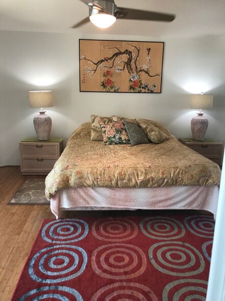 Building Photo - 66 Queen St