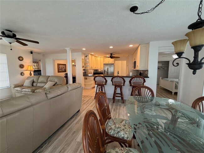 Building Photo - 732 Santa Margerita Ln