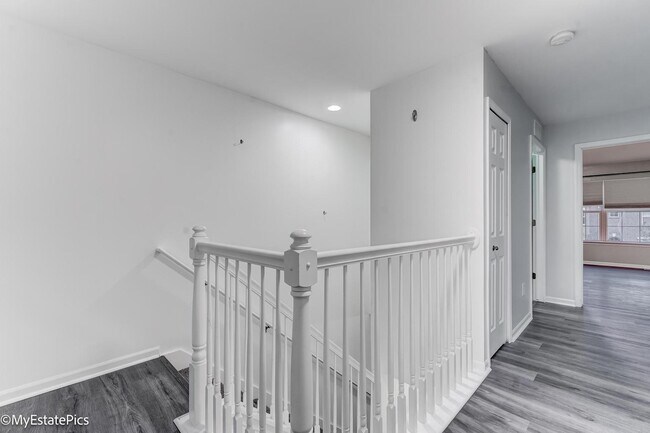 Building Photo - 41101 Maplewood Drive