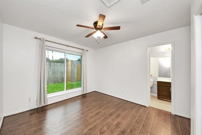 Building Photo - 8502 Fawn Terrace Dr