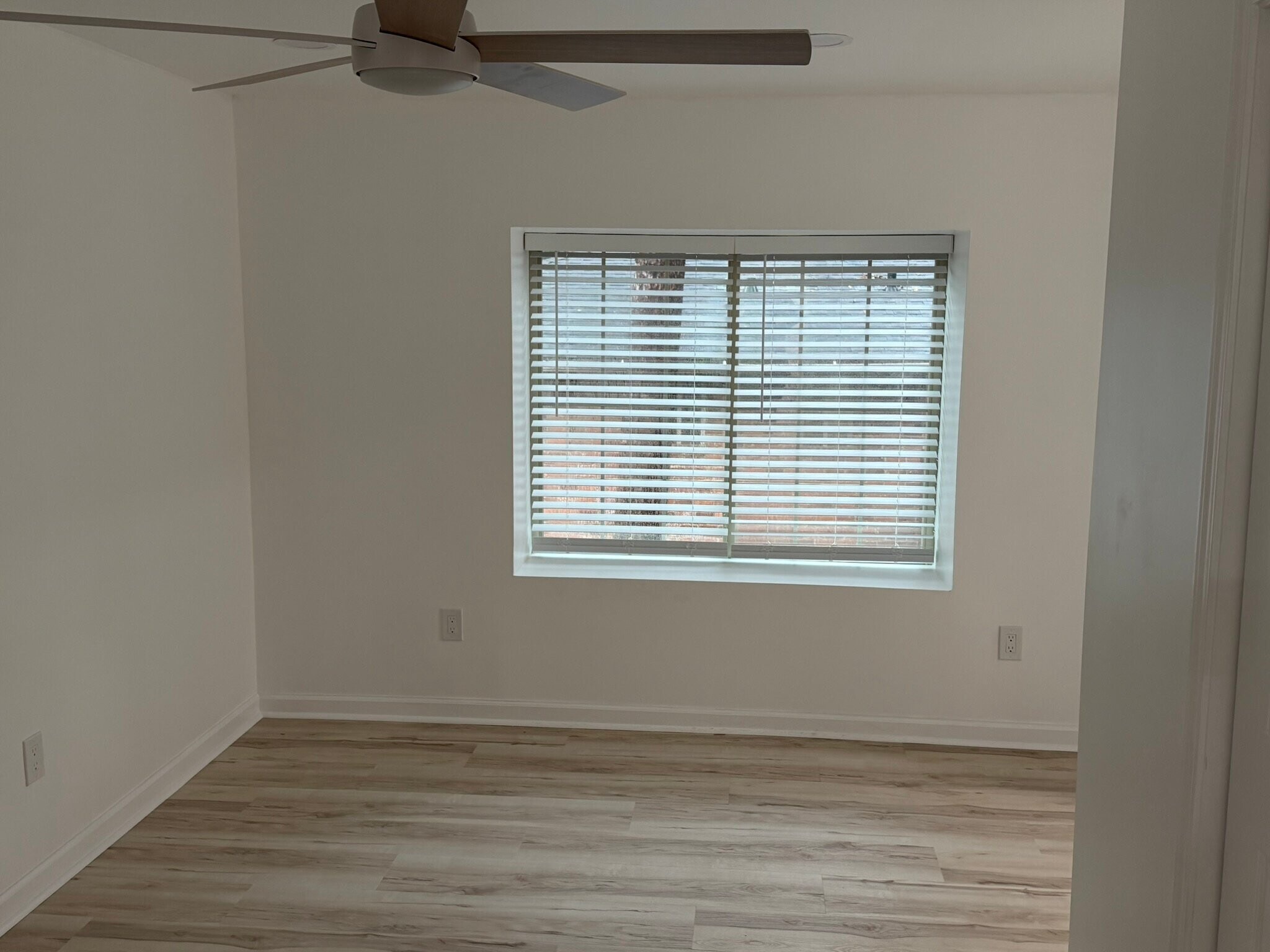 Building Photo - 2530 Peachwood Cir NE