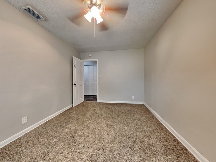Building Photo - 5150 Corsair Ave