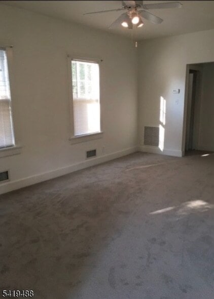 Building Photo - 20 Seneca Trl